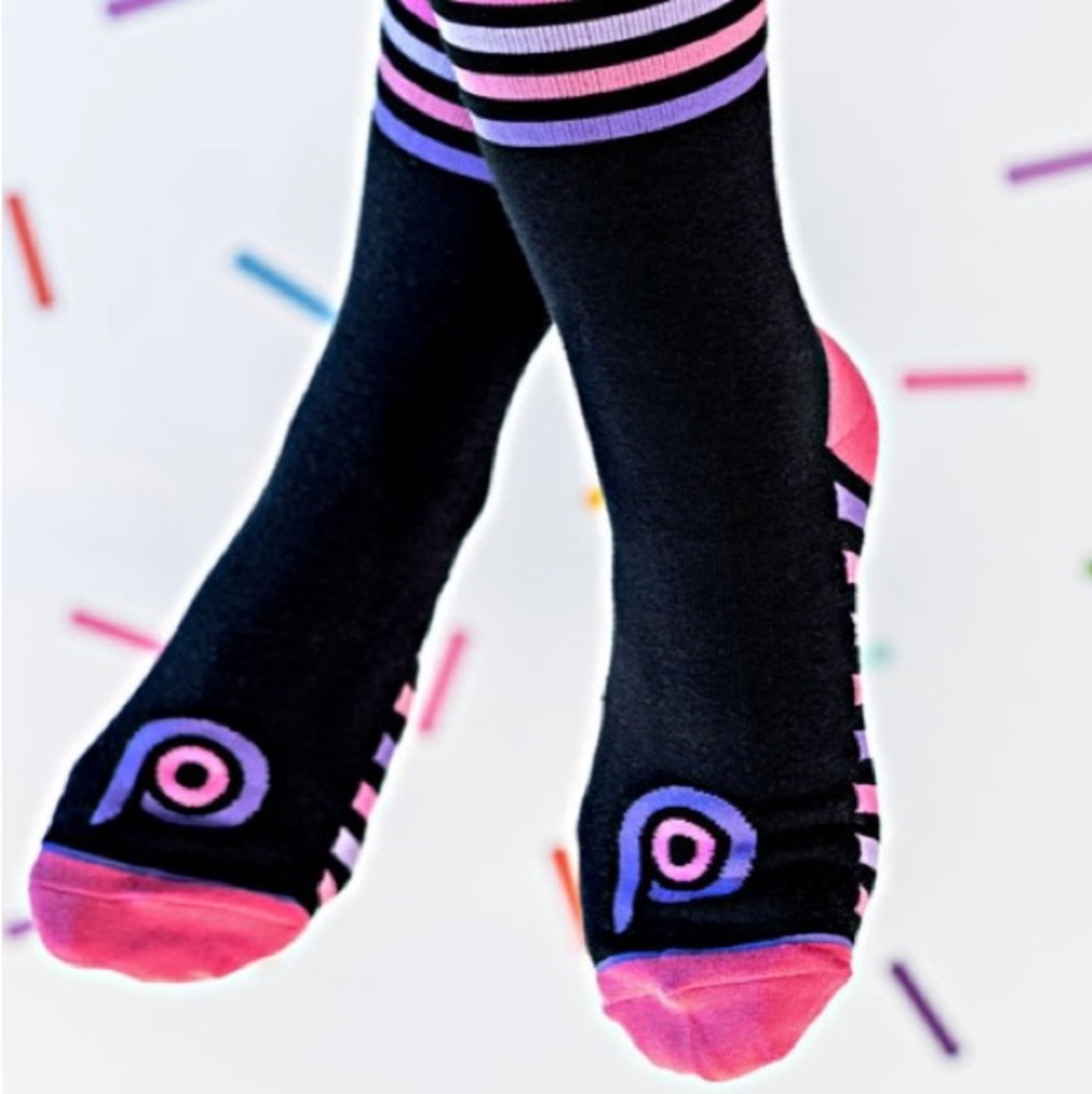 Uncommon Pair Pop Fit OS cotton blend socks black with stripes  NEW in package - Picture 2 of 10